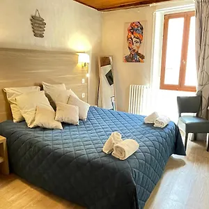 ** Hotel Du Cheval Blanc France
