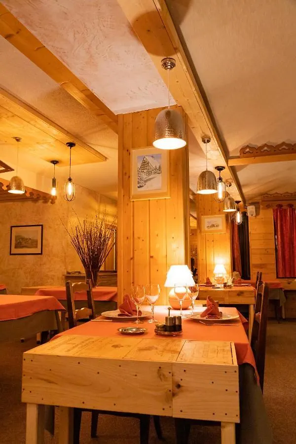 Hotel Adret Les Deux Alpes