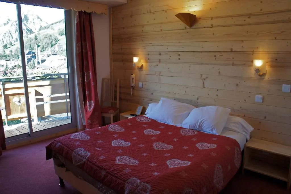 Hotel Adret Les Deux Alpes