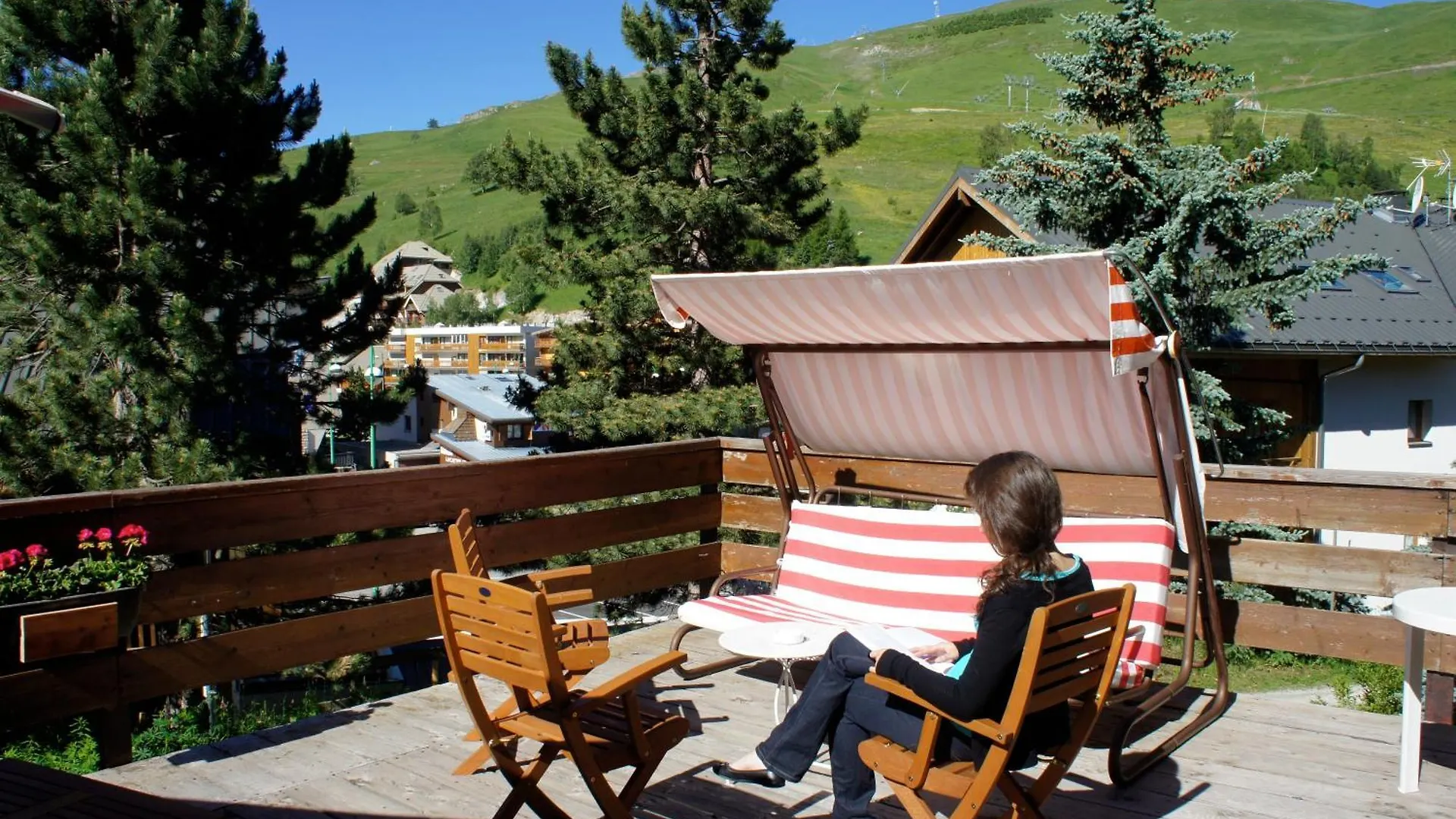 Hotel Adret Les Deux Alpes 3*,  France